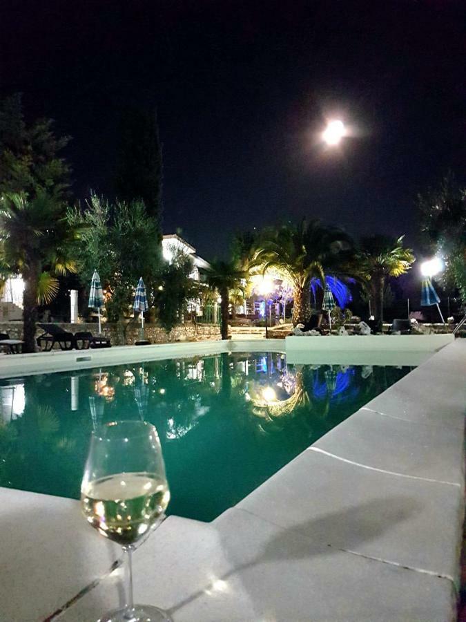 Vila Sejuda Hotel Peschici Exterior foto